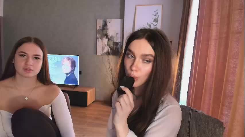 caressyourself Live Sex December 13, 2025