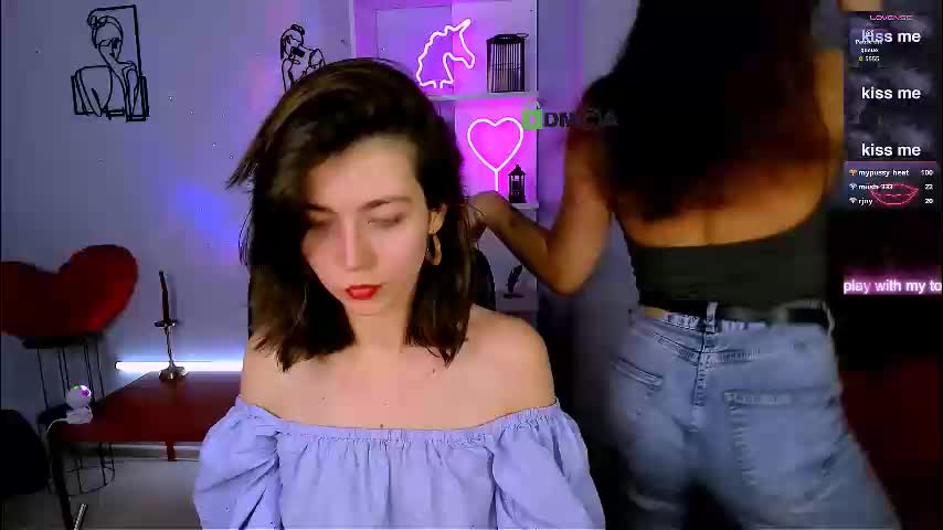 kiki_swan Live Sex December 13, 2025