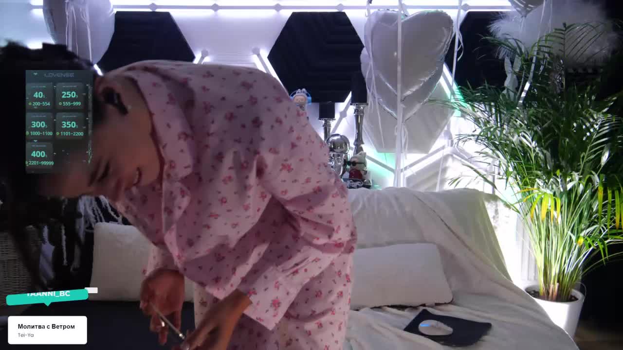 Taanni Live Sex December 13, 2025