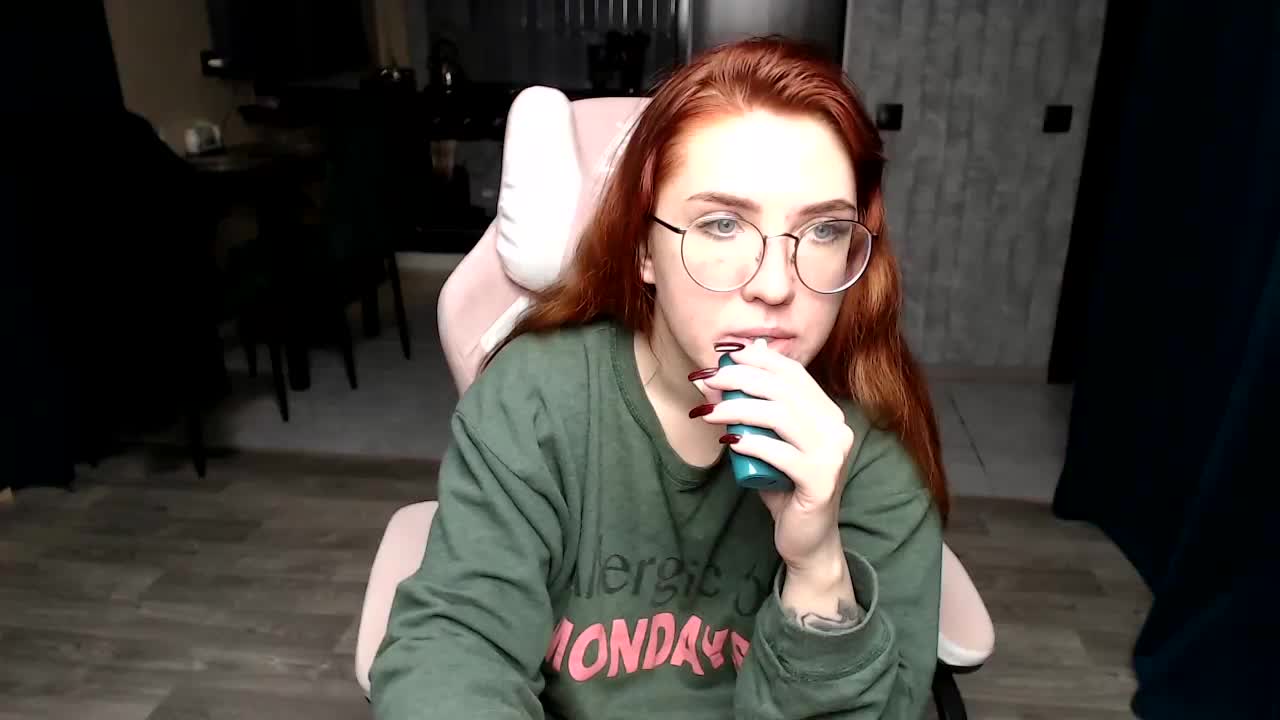 Regimasmile Live Sex December 13, 2025