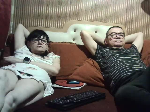 coupleofcoolx Live Sex December 4, 2025