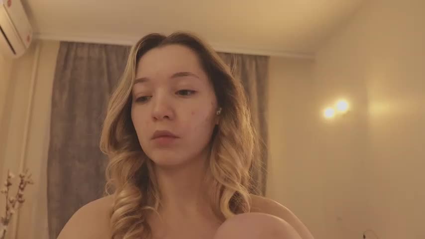 MiaThaine Live Sex December 13, 2025