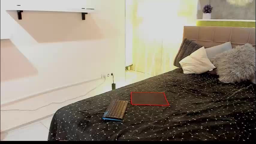 isabelkiss Live Sex December 2, 2025