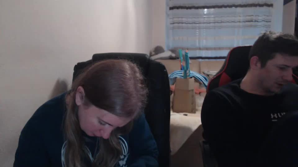 jenisandpeter Live Sex December 13, 2025