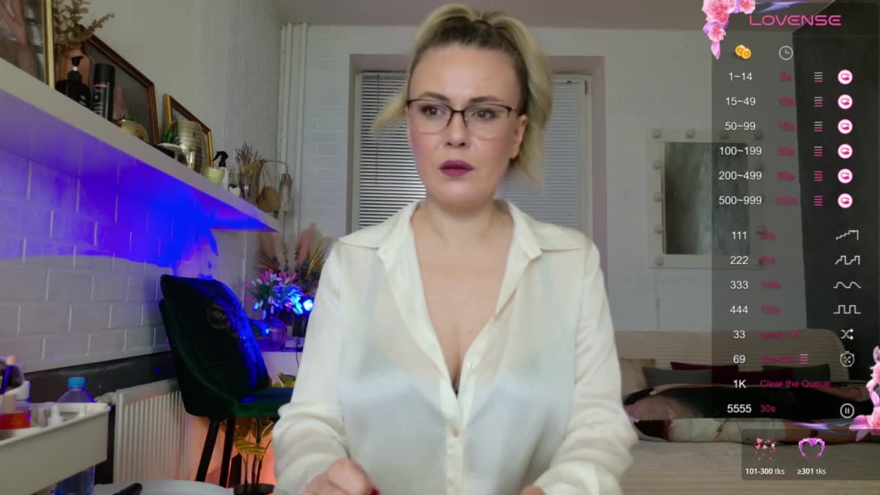 BulletNipples_2025-12-03_06-59-03_690 Live Sex December 3, 2025