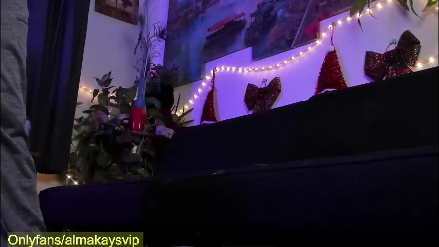 almakay01 Live Sex December 12, 2025