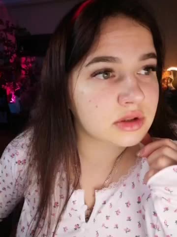 JuliaHesperaks Live Sex December 4, 2025