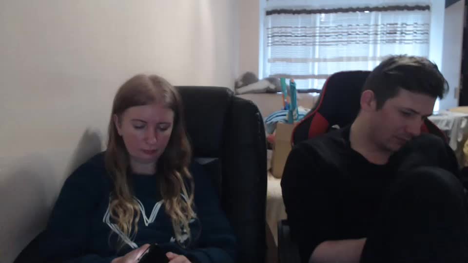 jenisandpeter Live Sex December 13, 2025