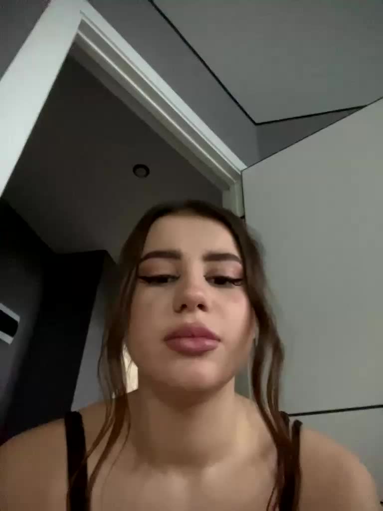 Vik04ka Live Sex 2025.12.04