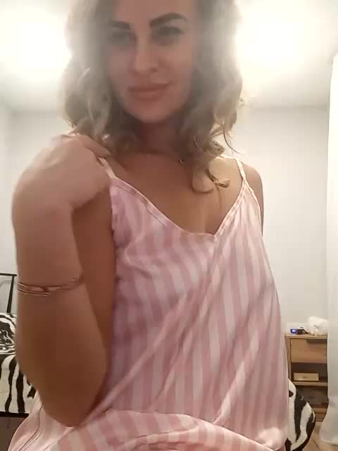 Angel1690 Live Sex December 13, 2025