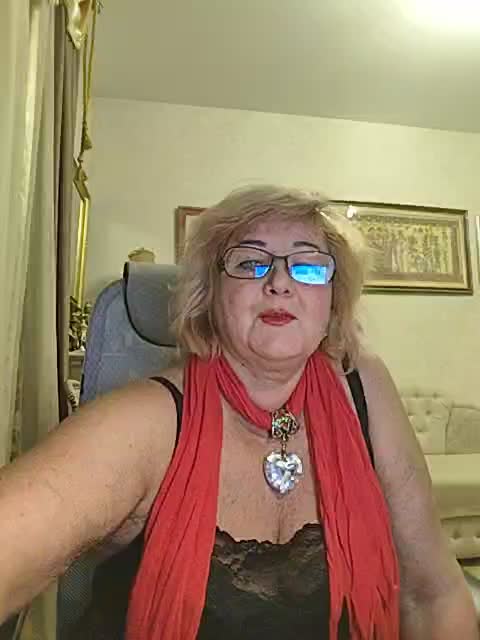 KarinkaSweet Live Sex December 13, 2025