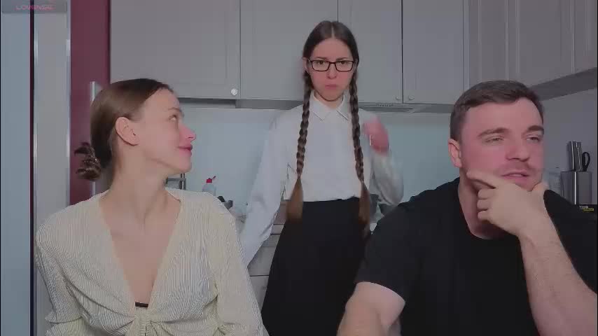 ihavepaws33 Live Sex December 13, 2025