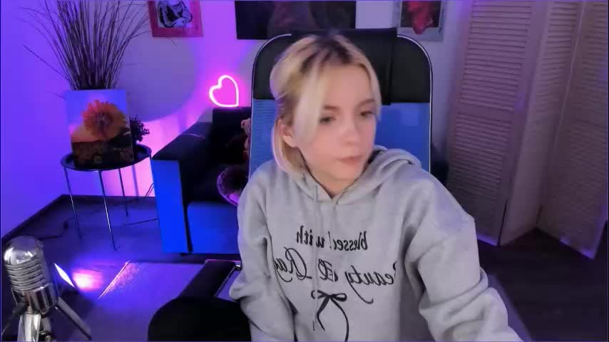 aurorawrenfield Live Sex December 13, 2025