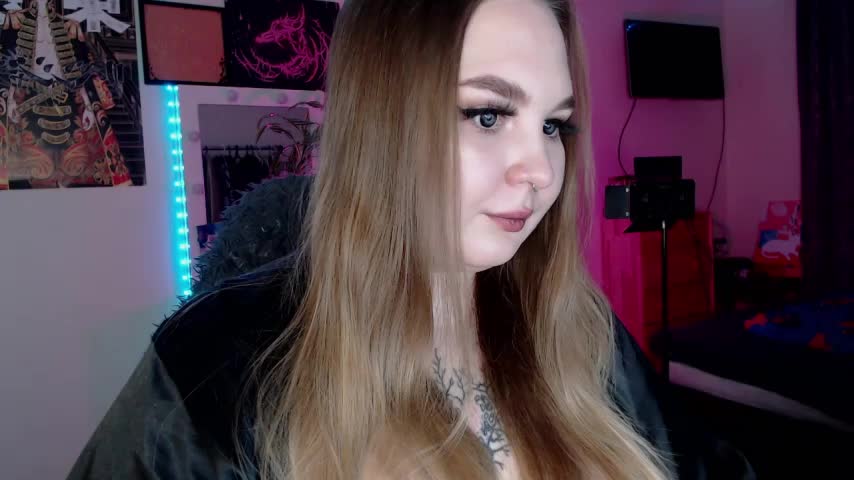 Greeenfriends6969 Live Sex December 13, 2025