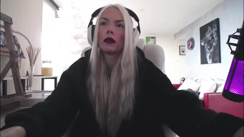 tinykylie Live Sex December 4, 2025