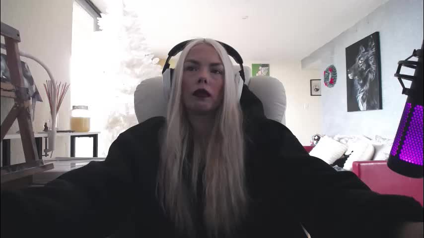 tinykylie Live Sex December 4, 2025