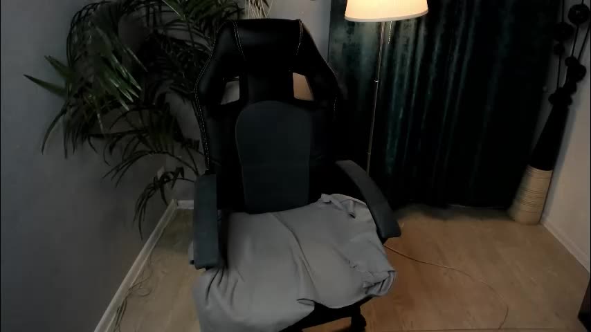 l1ka_one Live Sex December 4, 2025