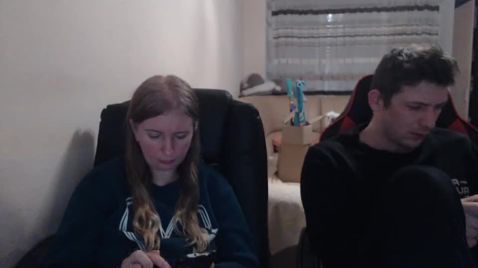 jenisandpeter Live Sex December 13, 2025