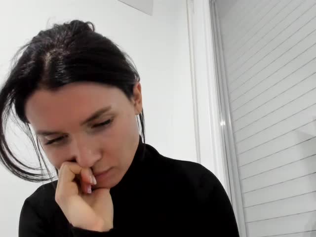 ZoiKissy Live Sex December 5, 2025