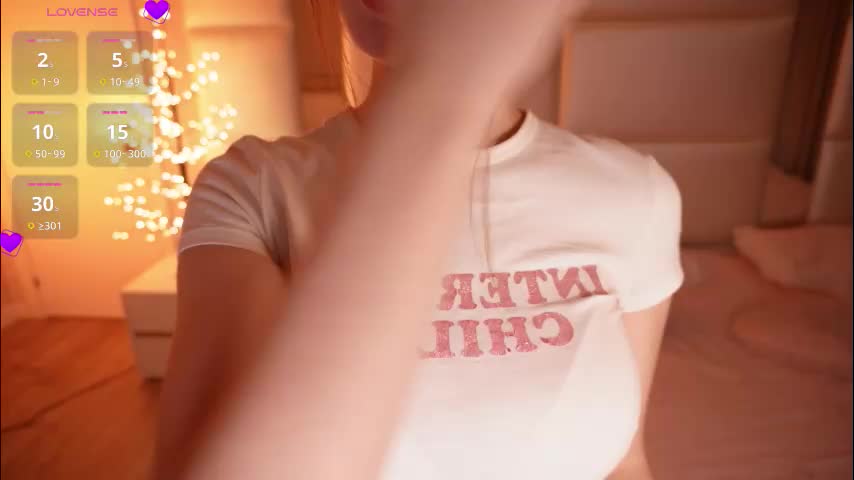 lilly_colins Live Sex December 5, 2025