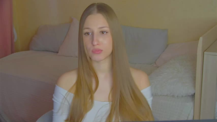 BritneyCruze Live Sex December 14, 2025