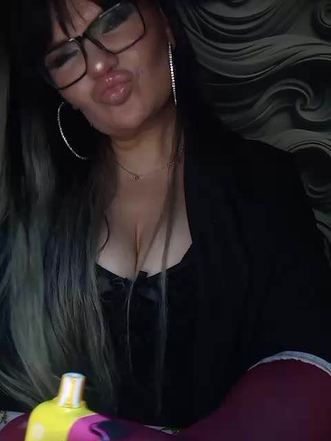 Brunetochkaaa Live Sex December 13, 2025