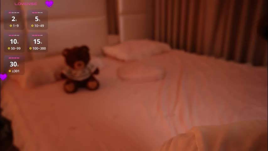 lilly_colins Live Sex December 5, 2025