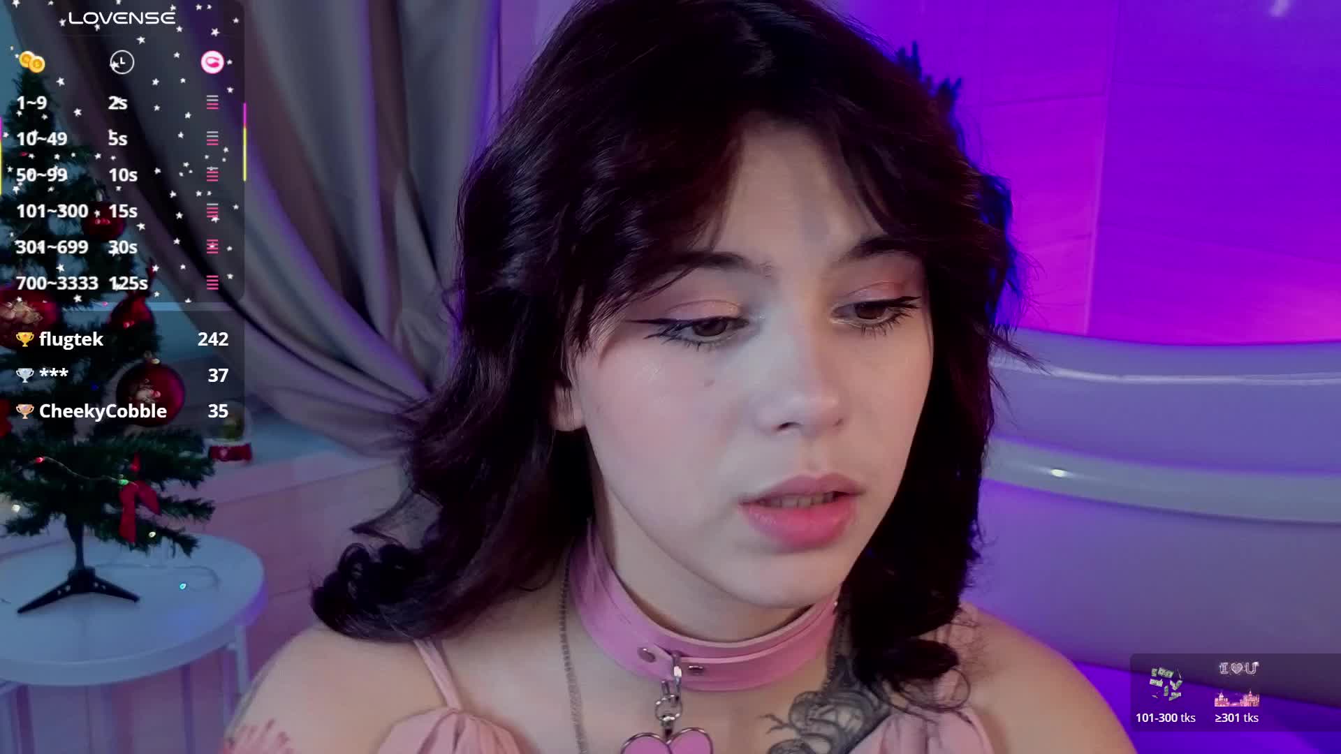 CoralineJones Live Sex December 15, 2025