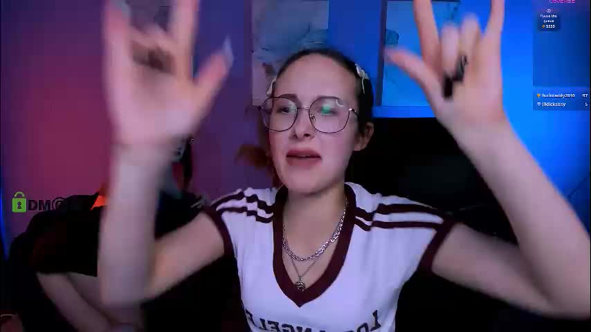 mona_cloud Live Sex December 4, 2025