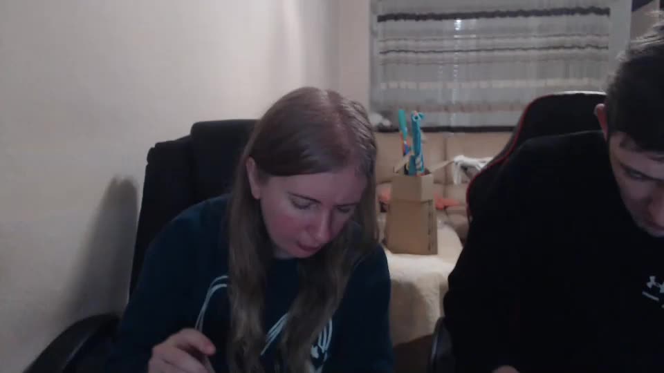 jenisandpeter Live Sex December 13, 2025