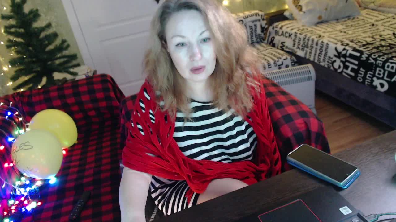 MeganIris Live Sex December 13, 2025