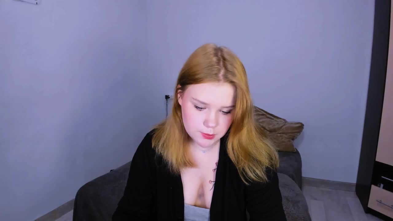 Lasey Live Sex December 13, 2025