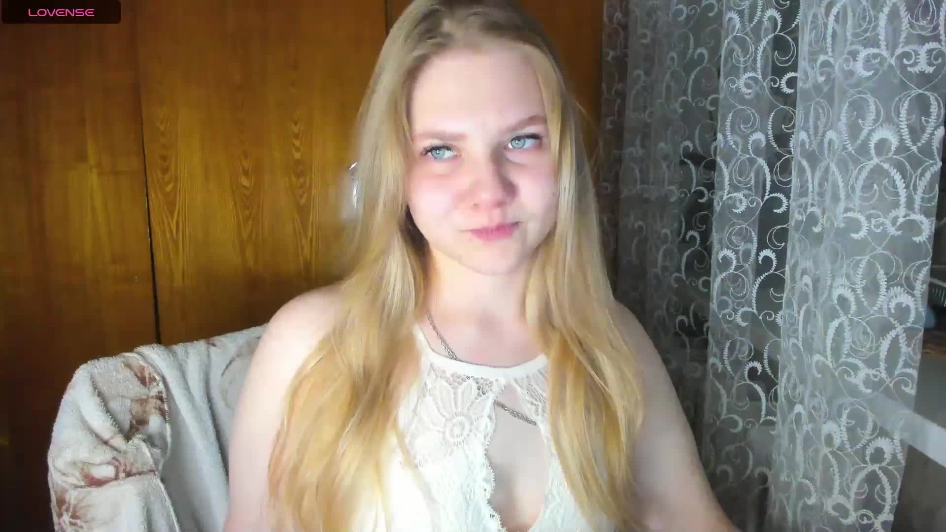 Emma-Frizea Live Sex December 3, 2025