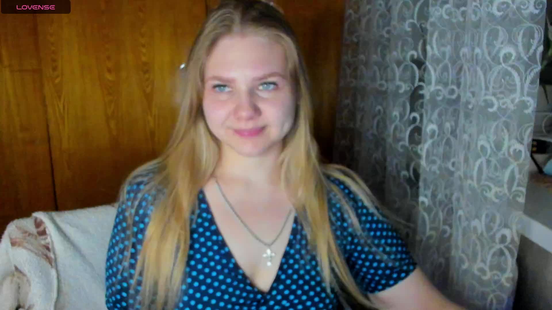 Emma-Frizea Live Sex December 4, 2025