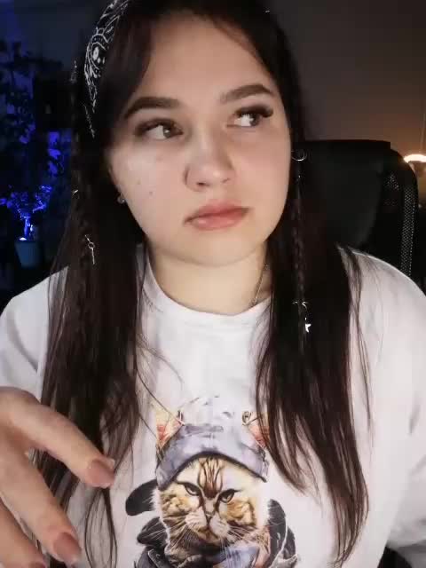 JuliaHesperaks Live Sex December 5, 2025
