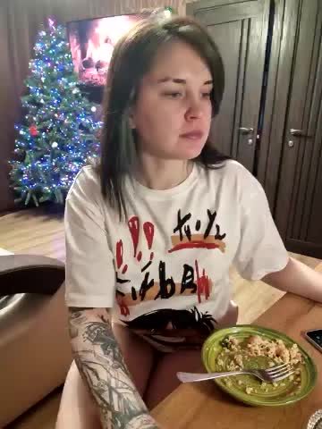 LazyTanukii Live Sex December 13, 2025