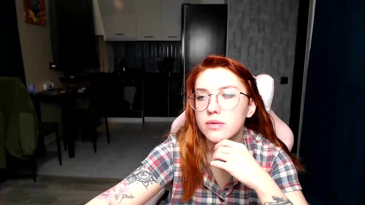 Regimasmile Live Sex December 13, 2025