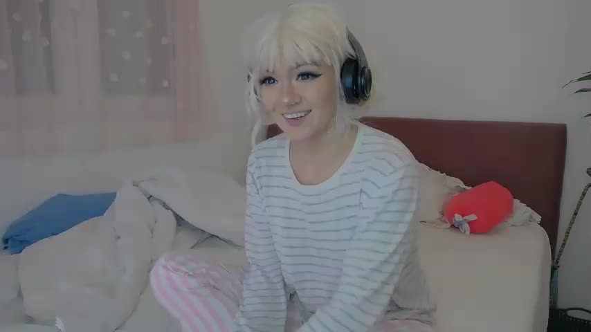 AnnyMe Live Sex December 4, 2025