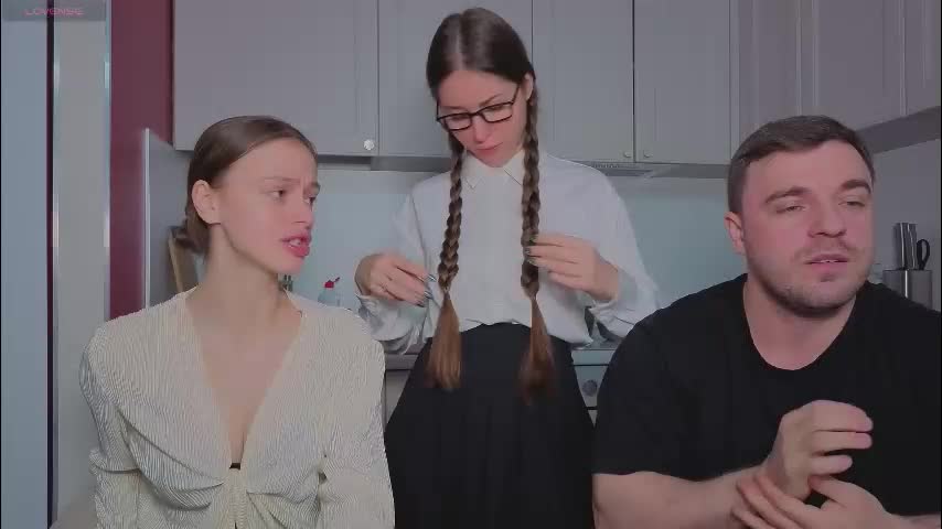 ihavepaws33 Live Sex December 12, 2025