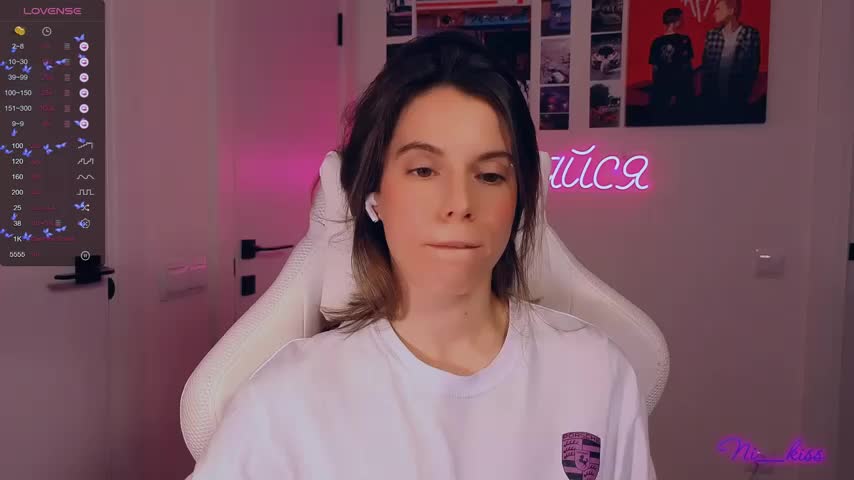 _ni_kiss Live Sex December 13, 2025