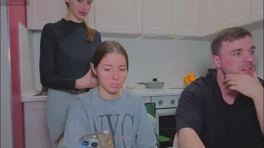 ihavepaws33 Live Sex December 12, 2025