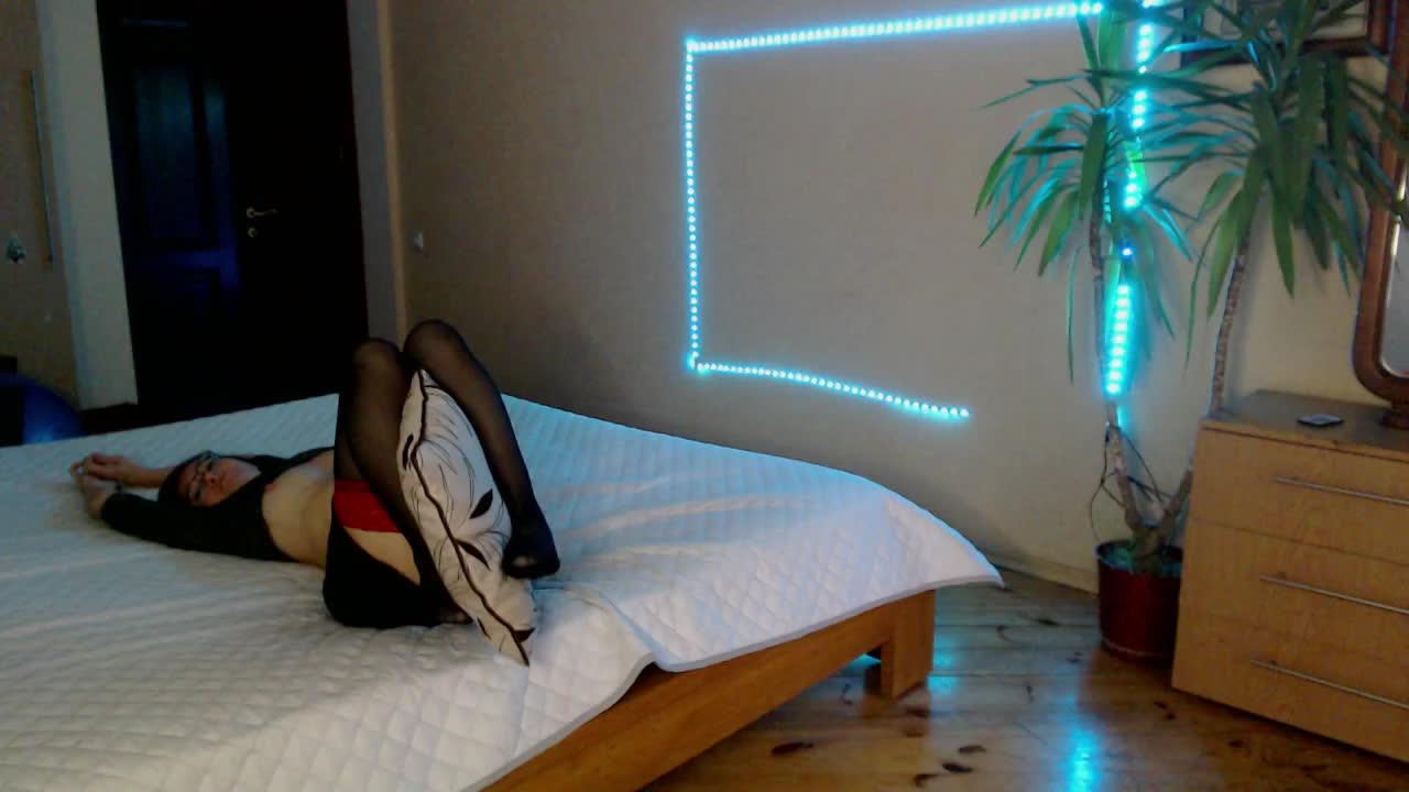 Viorica Live Sex December 13, 2025