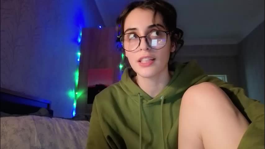 wonderland_stia Live Sex December 13, 2025