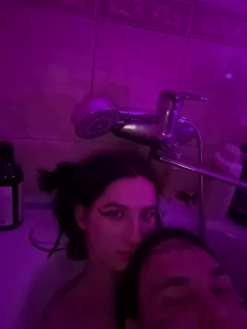 WetLips19 Live Sex December 6, 2025