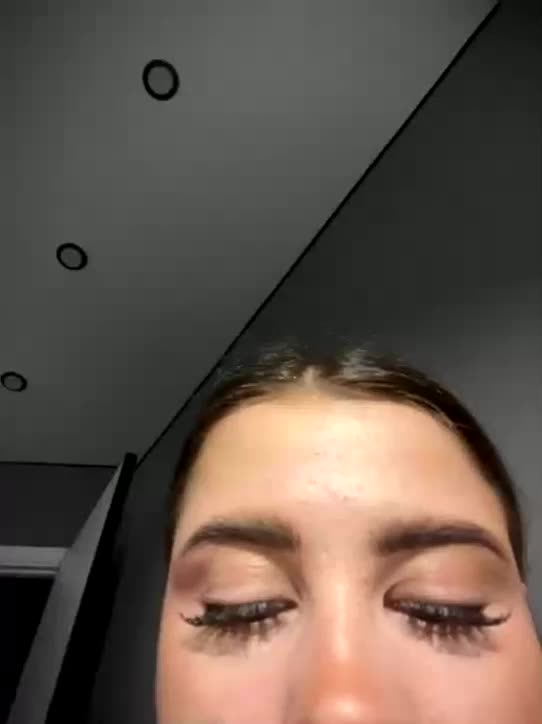 Vik04ka Live Sex December 13, 2025