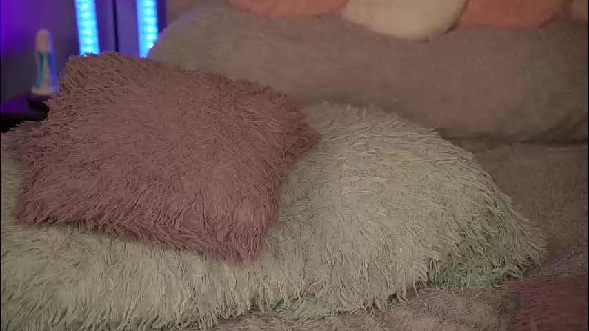 vickysecret96 Live Sex December 12, 2025