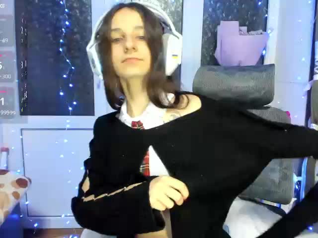 KikNika_2025-12-06_21-03-19_887 Live Sex December 13, 2025