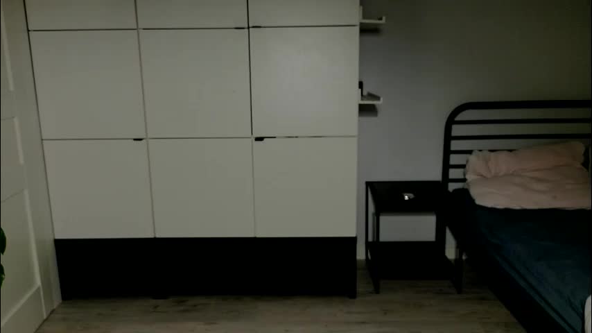 mmminnie Live Sex December 6, 2025