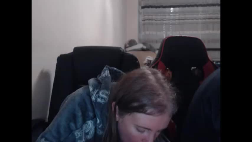 jenisandpeter Live Sex December 13, 2025
