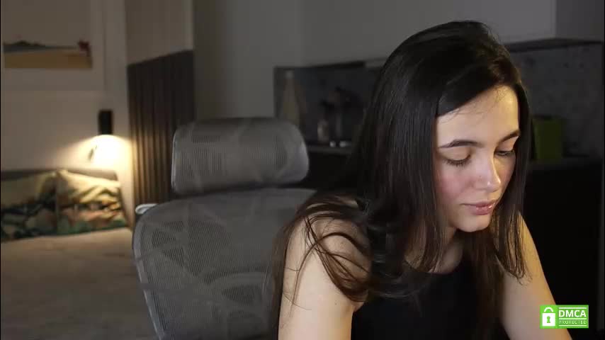 _whoareu_ Live Sex December 13, 2025